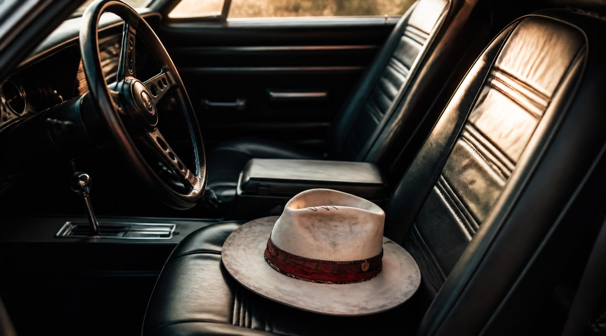 Trovador vs. Off-the-Rack: A 2026 Comparison of Luxury Modern Hats
